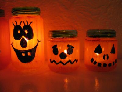 Halloween Craft Ideas Year Olds on Grab Those Old Glass Jars You Saved To Create These Fun Halloween